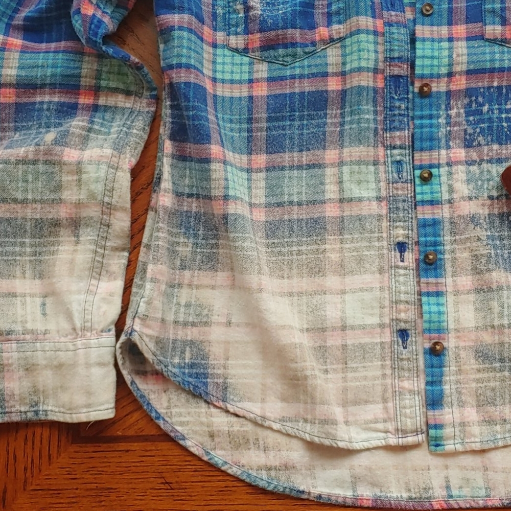 Redesigned Relaxed Perfection Flannel - All In - Picture 13 of 15